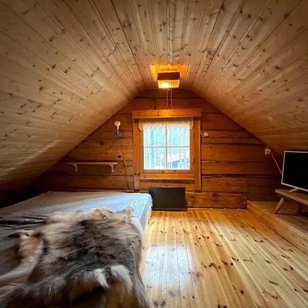 Lomamökit Black Work Levi Autti Kittilä